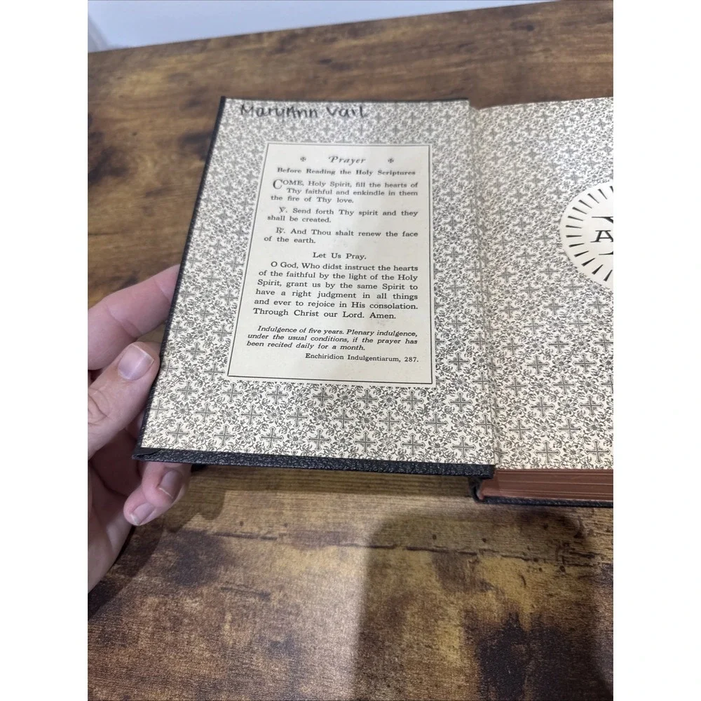 Holy Bible New Catholic Edition 1954 Illustrated Hardcover USA Printed